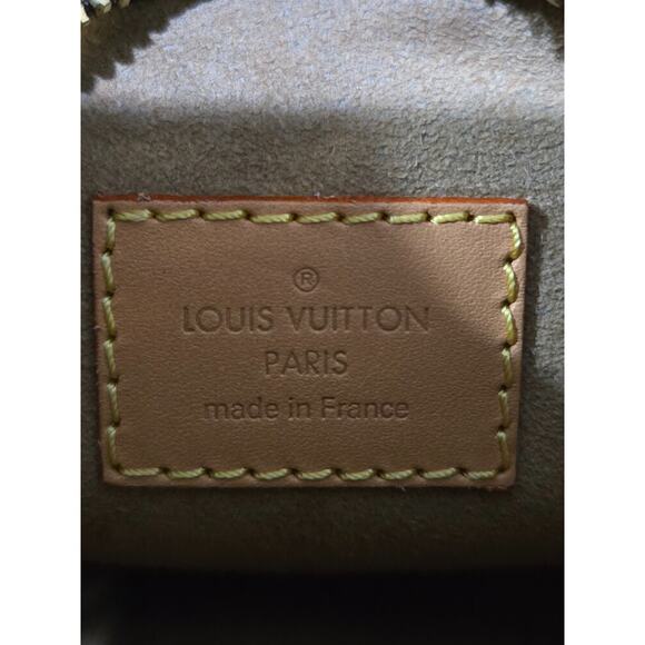Louis Vuitton Loop Monogram (15020) - Picture 10 of 10
